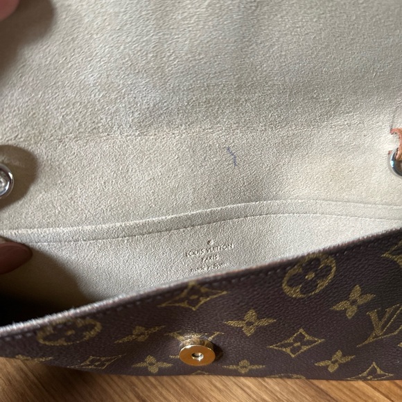 AUTHENTIC LONG TWIN GM POCHETTE LOUIS VUITTON - Picture 9 of 12